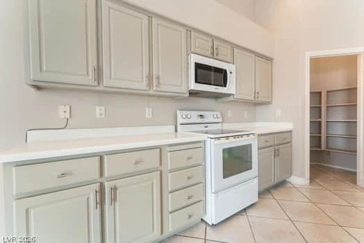 1141 Heaton Avenue, Henderson, NV 89052