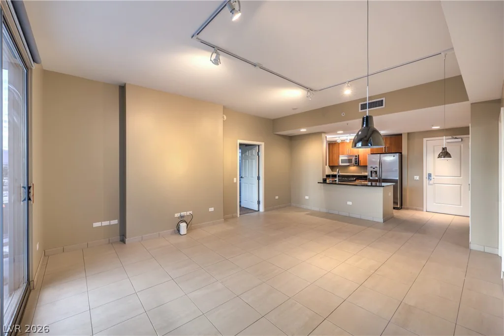 200 Sahara, Las Vegas, NV 89102