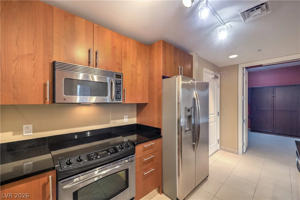 200 Sahara, Las Vegas, NV 89102
