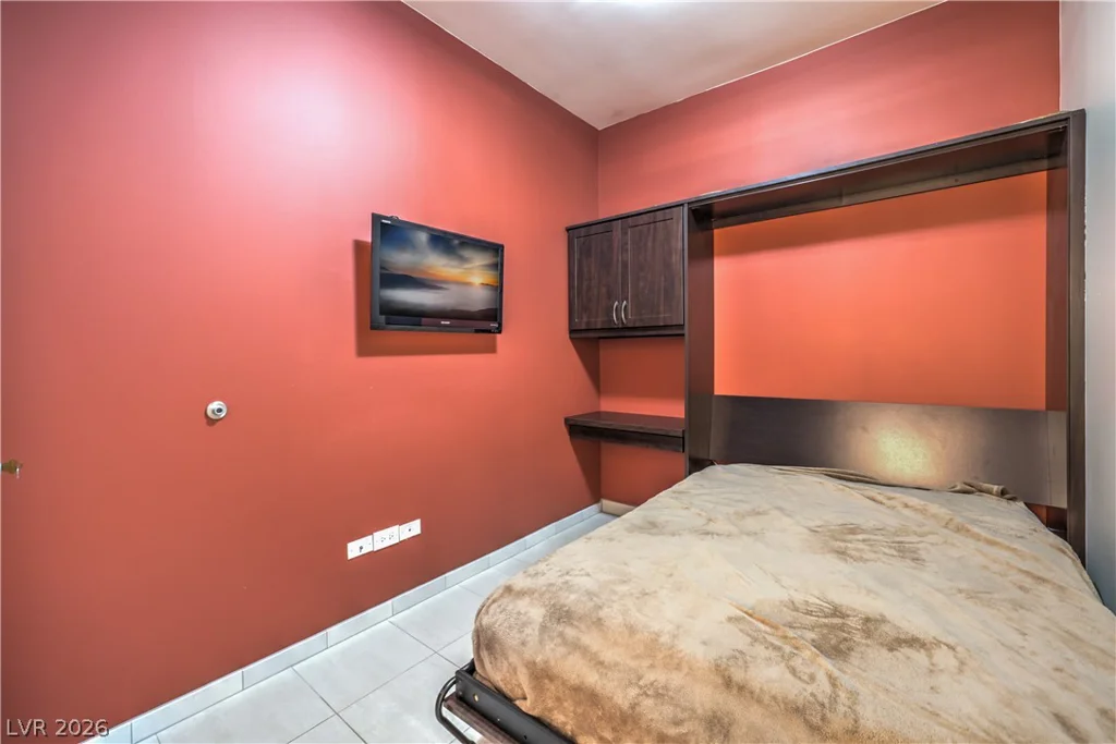 200 Sahara, Las Vegas, NV 89102