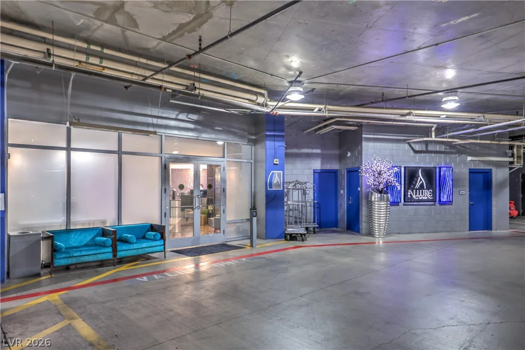 200 Sahara, Las Vegas, NV 89102
