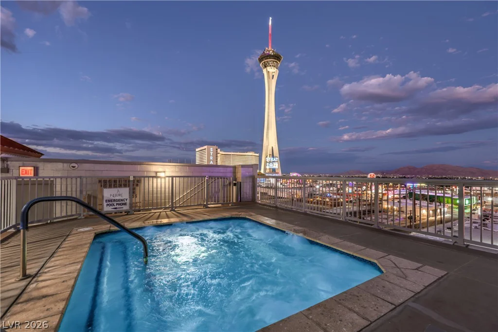 200 Sahara, Las Vegas, NV 89102