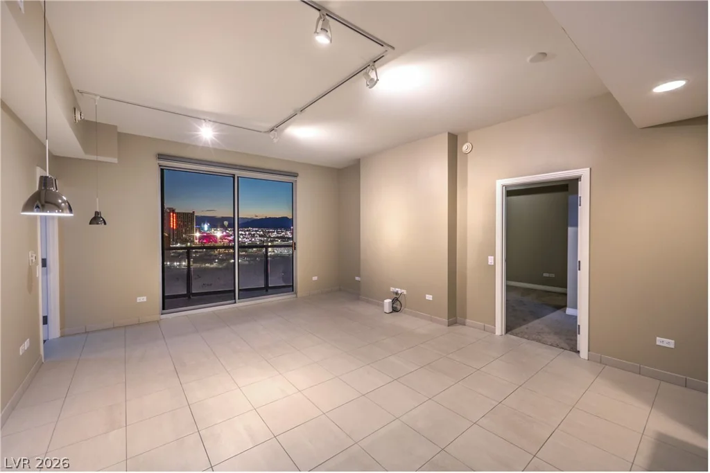 200 Sahara, Las Vegas, NV 89102
