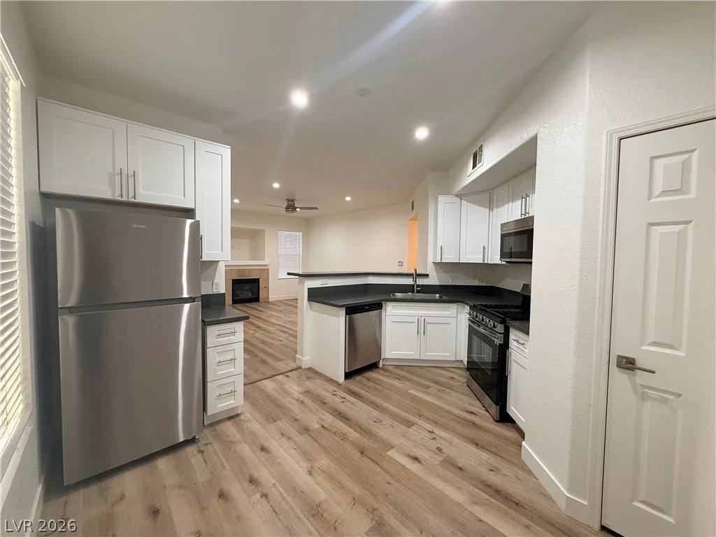 9975 Peace, Las Vegas, NV 89147