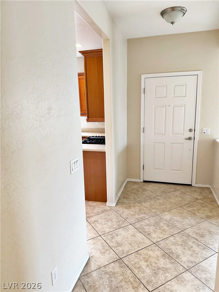 6101 Saddle Horse, Las Vegas, NV 89122