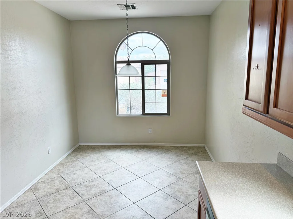 6101 Saddle Horse, Las Vegas, NV 89122
