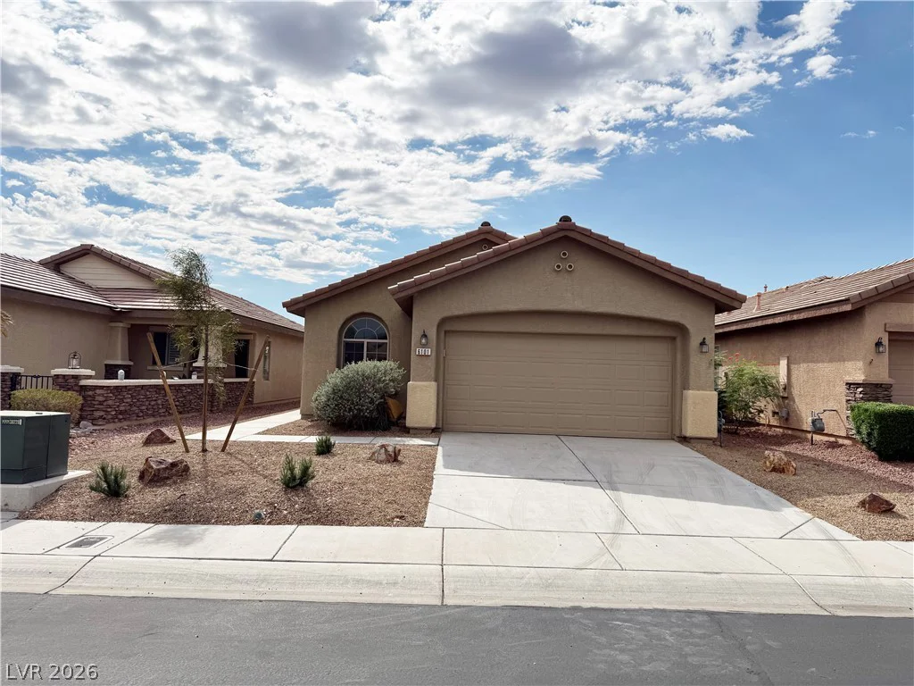 6101 Saddle Horse, Las Vegas, NV 89122