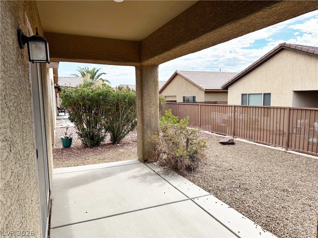 6101 Saddle Horse, Las Vegas, NV 89122
