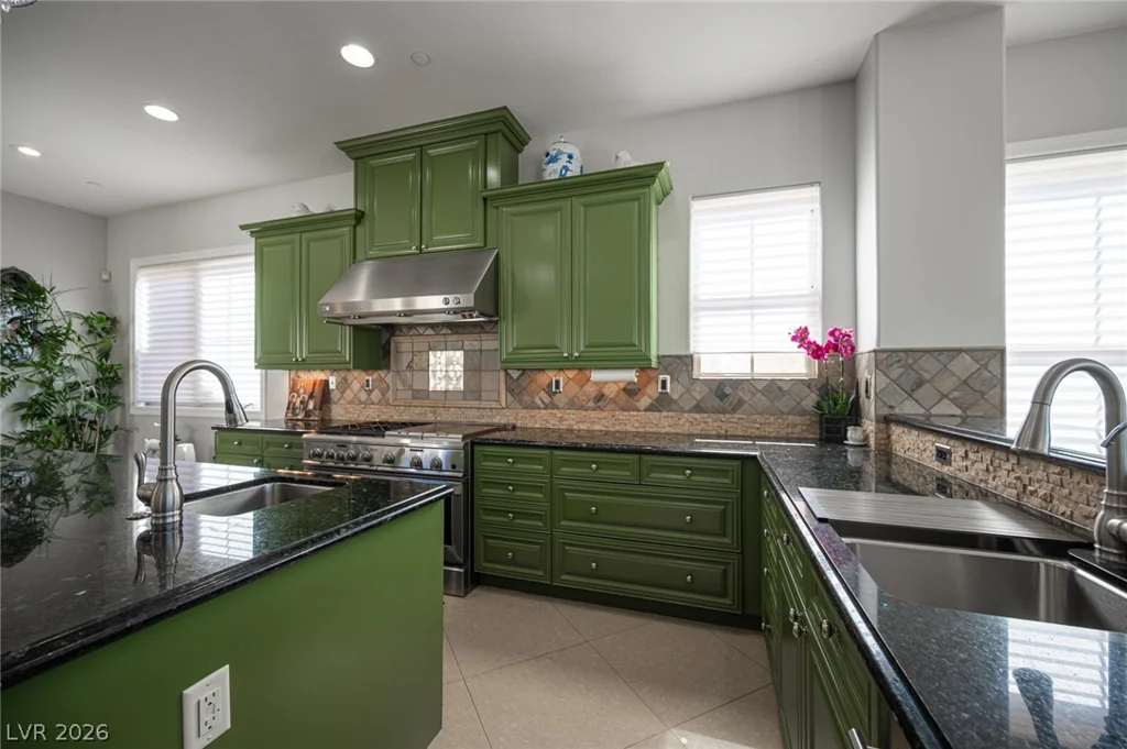 65 Contrada Fiore, Henderson, NV 89011