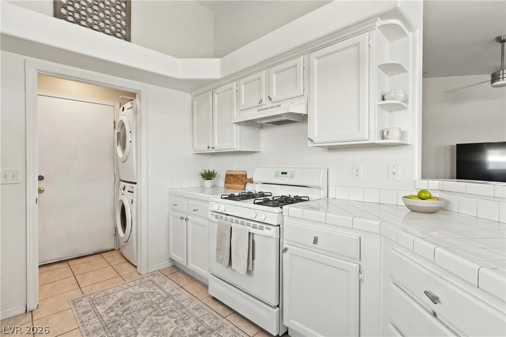 1012 Weatherboard, Henderson, NV 89011