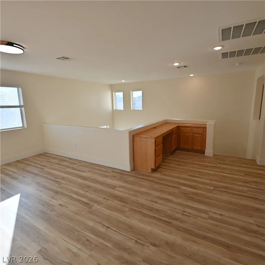 8240 Heather Rock, Las Vegas, NV 89117