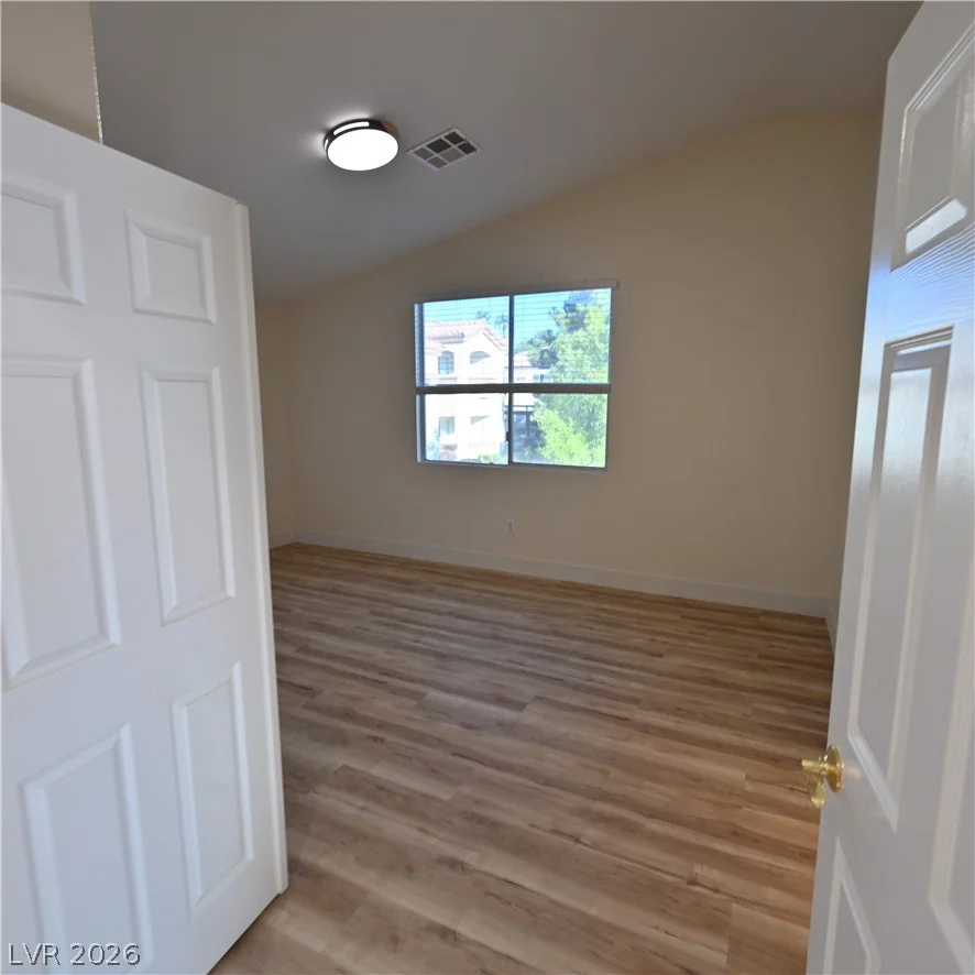 8240 Heather Rock, Las Vegas, NV 89117