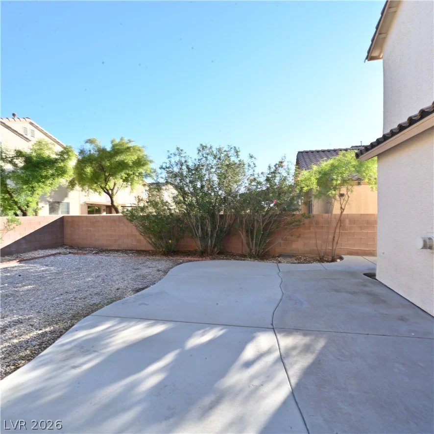8240 Heather Rock, Las Vegas, NV 89117