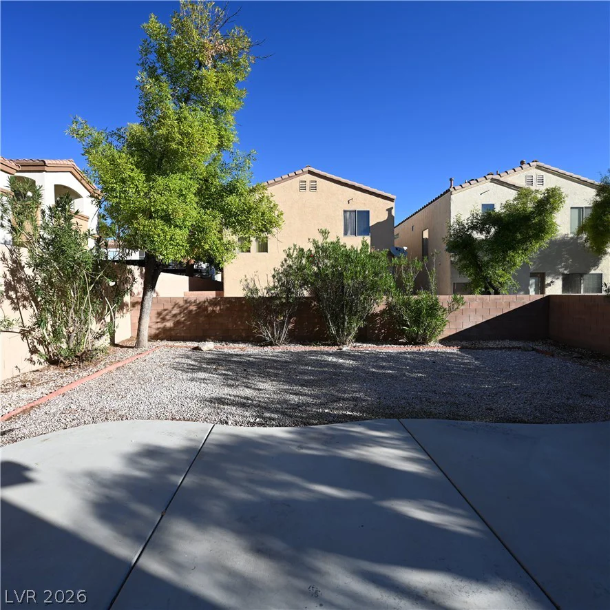 8240 Heather Rock, Las Vegas, NV 89117
