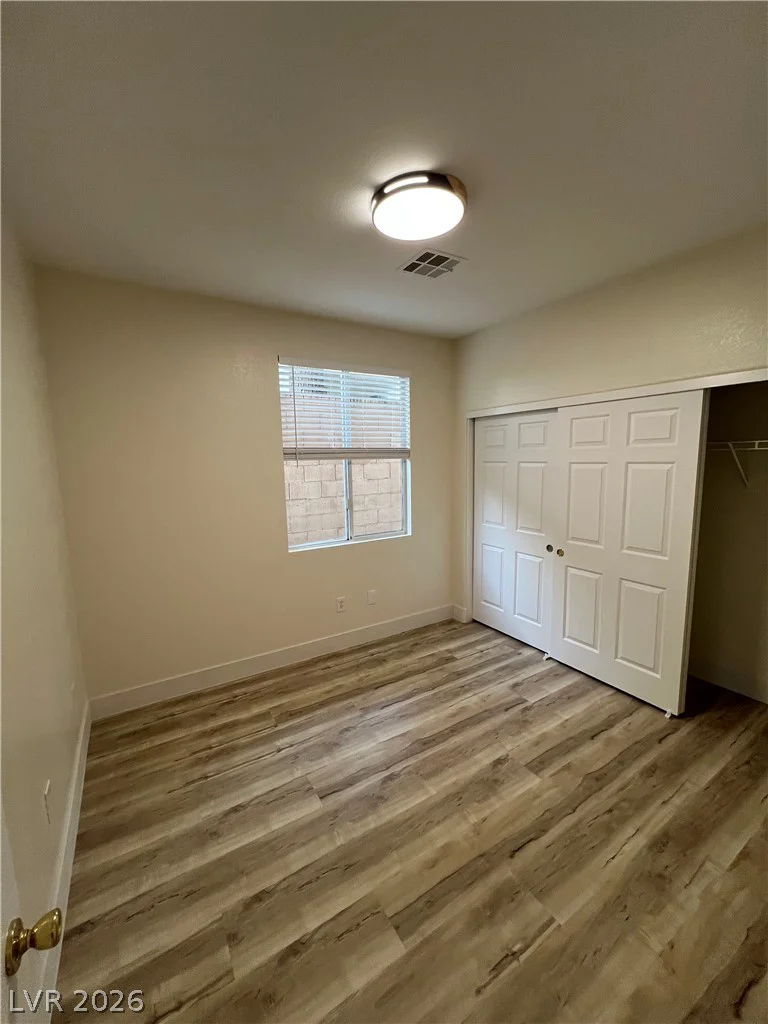 8240 Heather Rock, Las Vegas, NV 89117