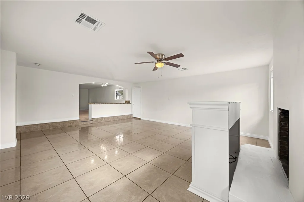 4122 Parkwood, Las Vegas, NV 89121