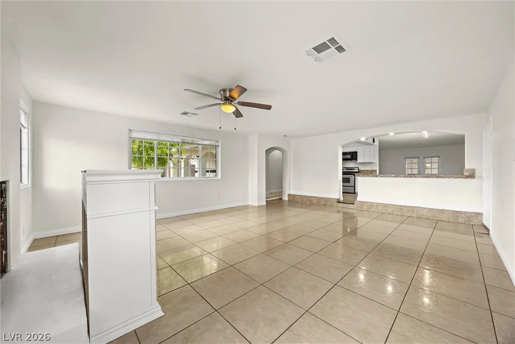 4122 Parkwood, Las Vegas, NV 89121