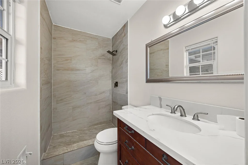 4122 Parkwood, Las Vegas, NV 89121
