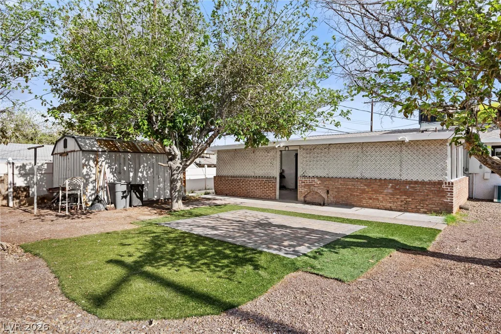 4122 Parkwood, Las Vegas, NV 89121