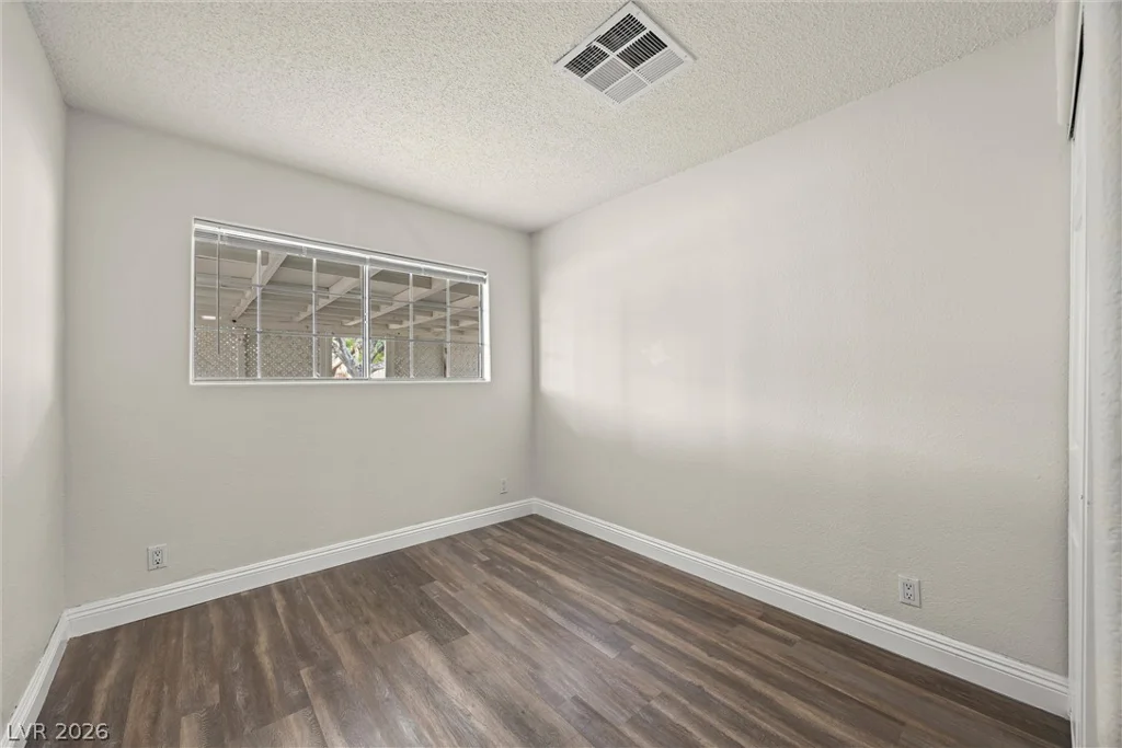 4122 Parkwood, Las Vegas, NV 89121