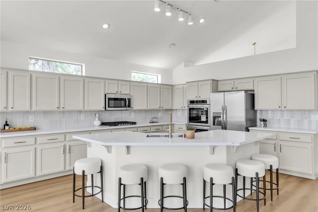 10332 Falls Church, Las Vegas, NV 89144