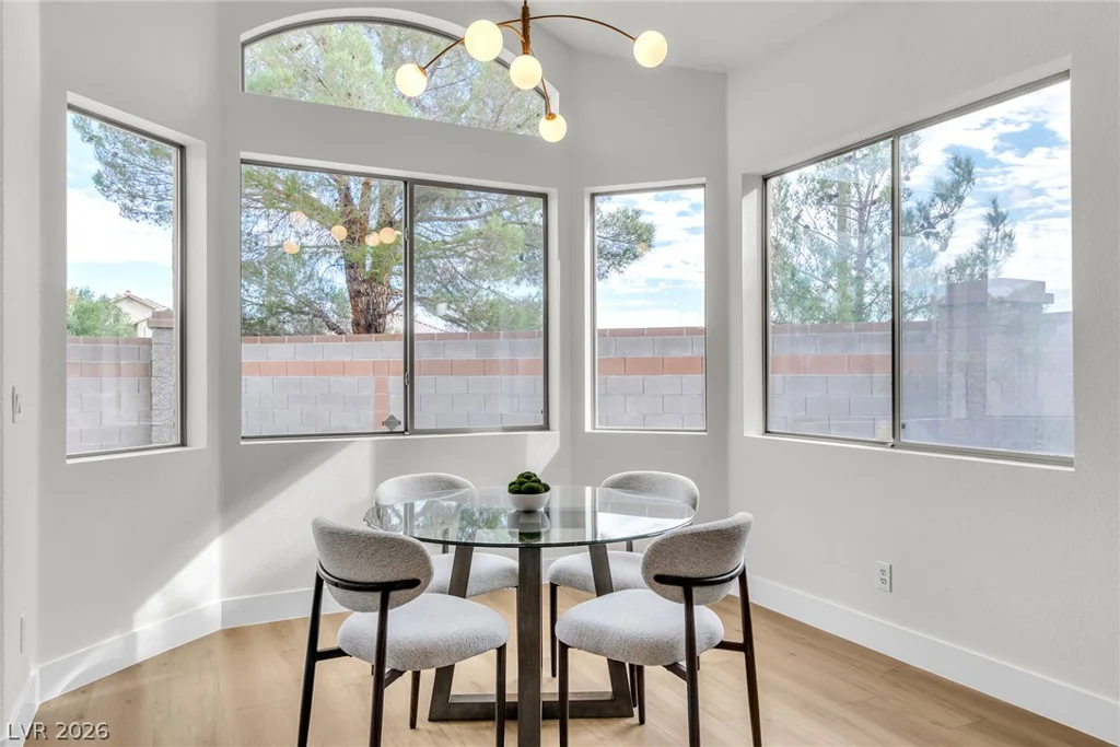 10332 Falls Church, Las Vegas, NV 89144