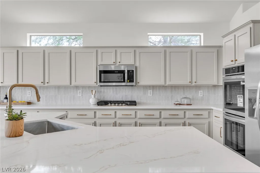 10332 Falls Church, Las Vegas, NV 89144