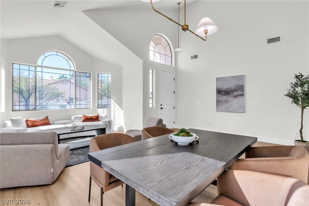 10332 Falls Church, Las Vegas, NV 89144