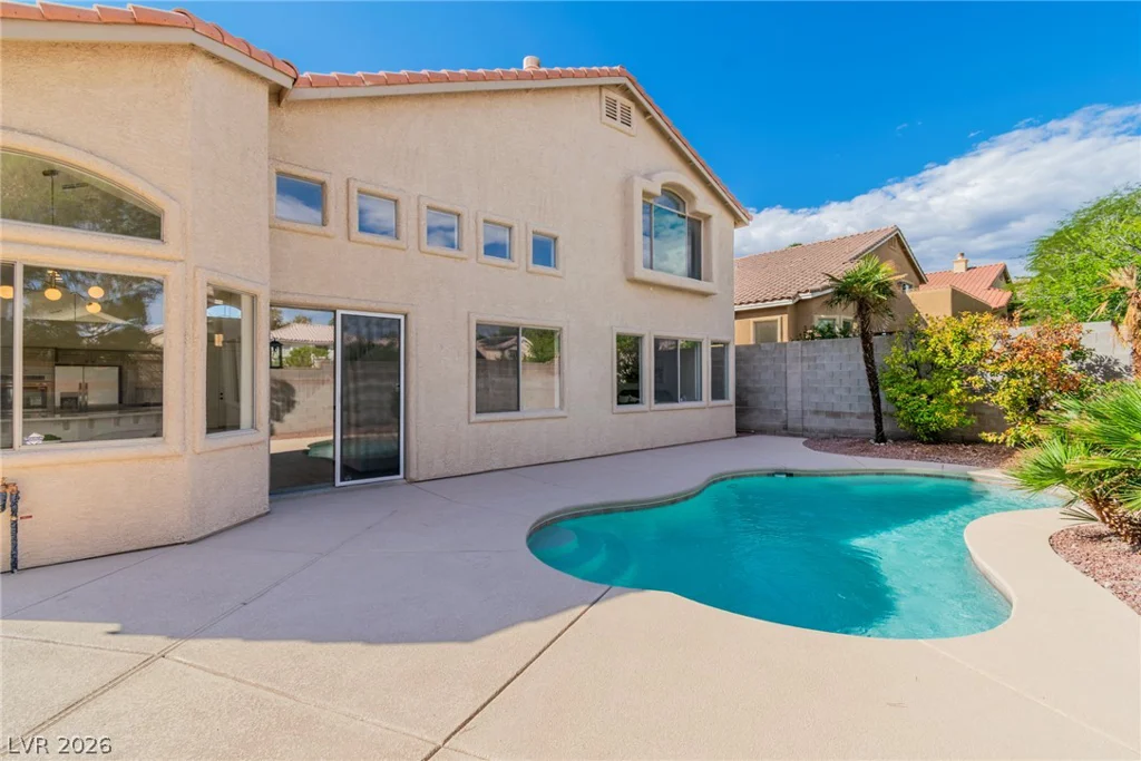 10332 Falls Church, Las Vegas, NV 89144