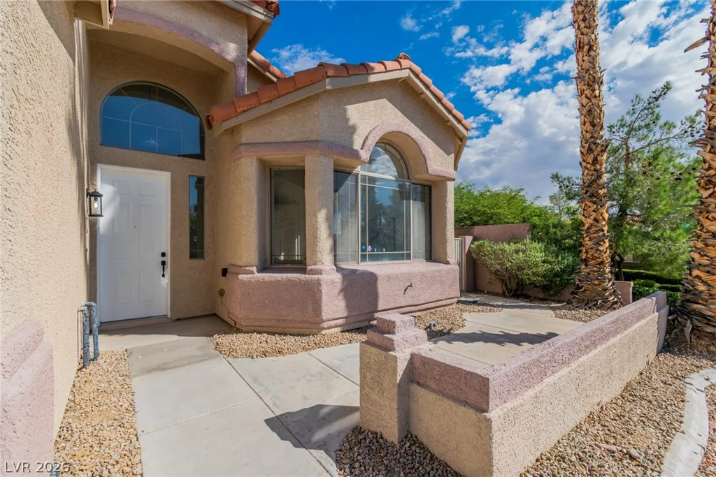 10332 Falls Church, Las Vegas, NV 89144