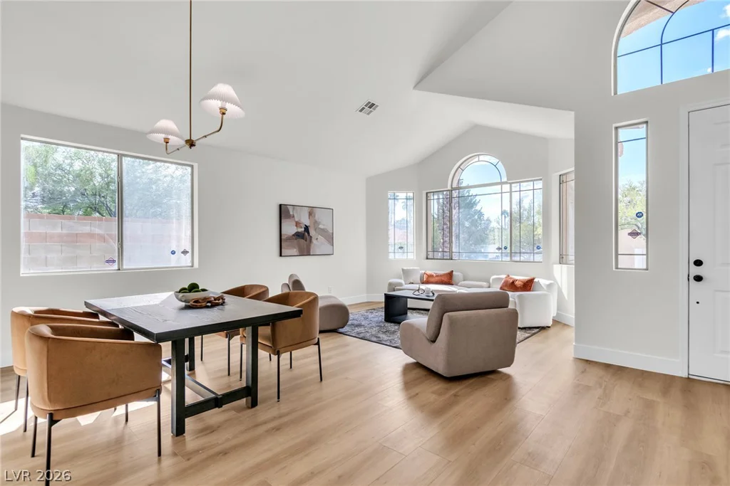10332 Falls Church, Las Vegas, NV 89144