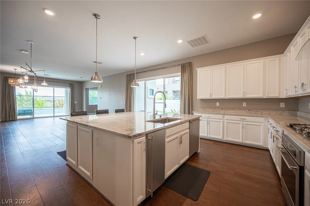6214 Amber View, Las Vegas, NV 89135