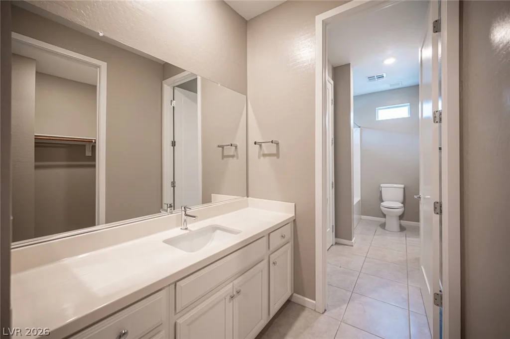 6214 Amber View, Las Vegas, NV 89135