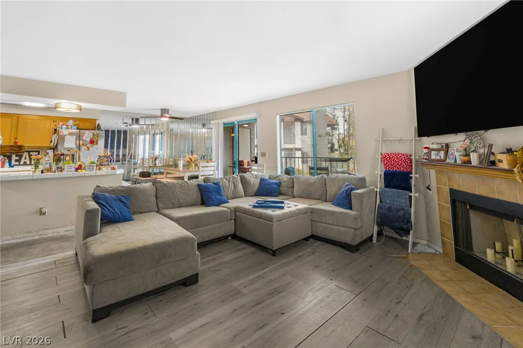 1575 Warm Springs, Henderson, NV 89014