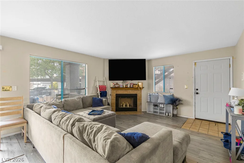 1575 Warm Springs, Henderson, NV 89014