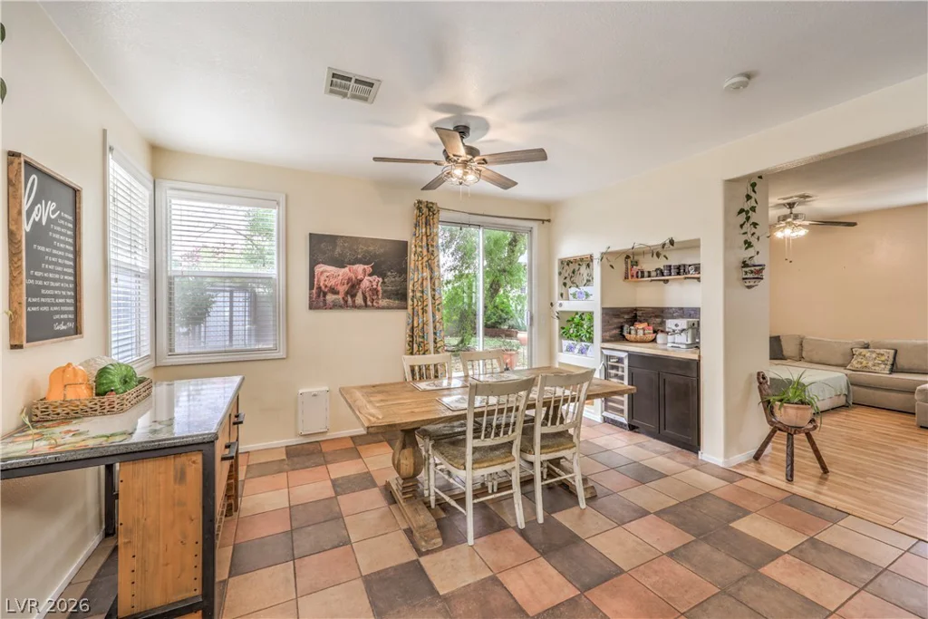 8900 Crooked Shell, Las Vegas, NV 89143