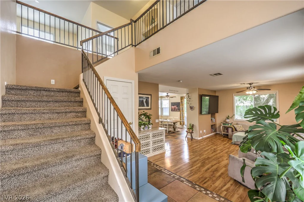8900 Crooked Shell, Las Vegas, NV 89143