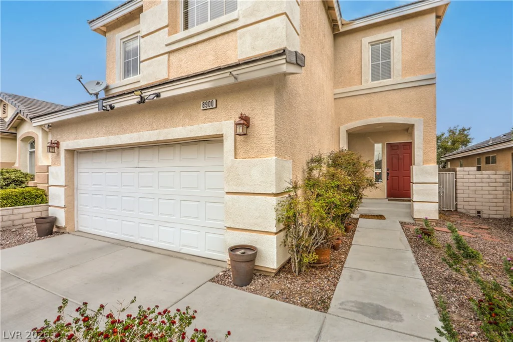 8900 Crooked Shell, Las Vegas, NV 89143