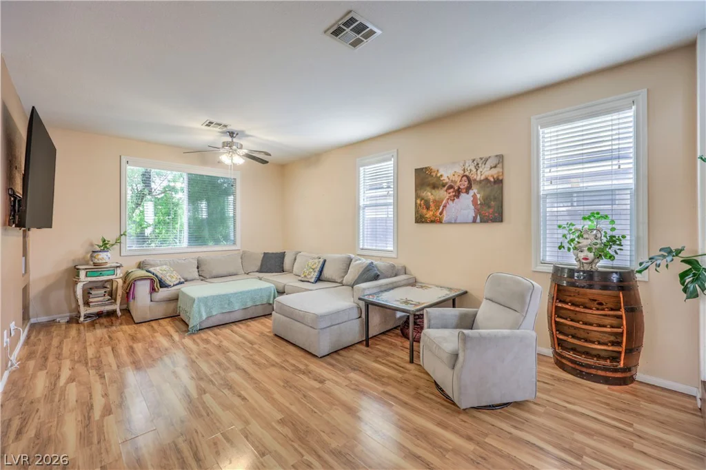 8900 Crooked Shell, Las Vegas, NV 89143