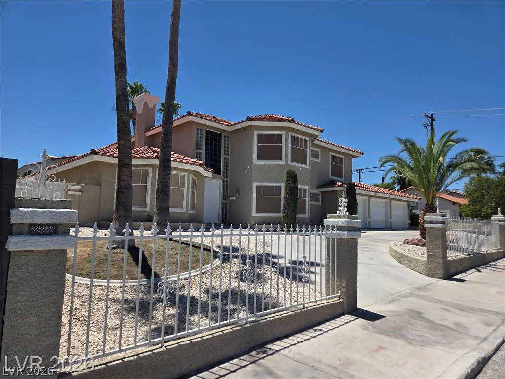 3013 Oakey, Las Vegas, NV 89102