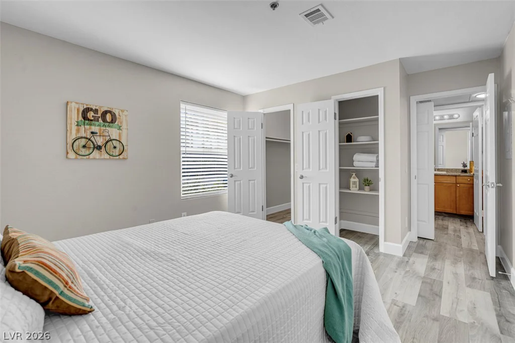 4200 Valley View, Las Vegas, NV 89103