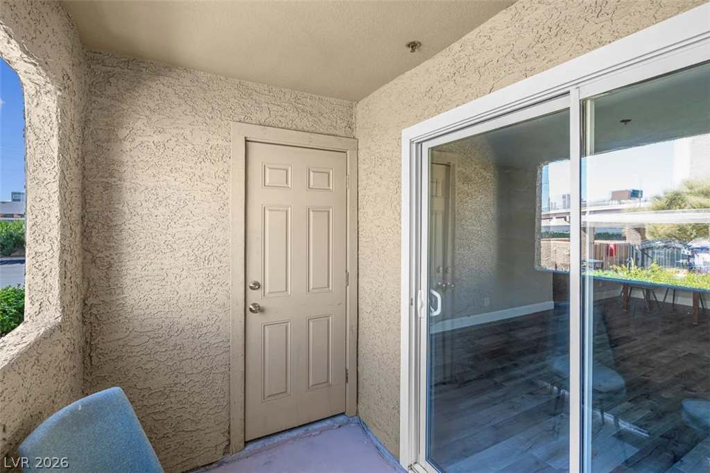 4200 Valley View, Las Vegas, NV 89103