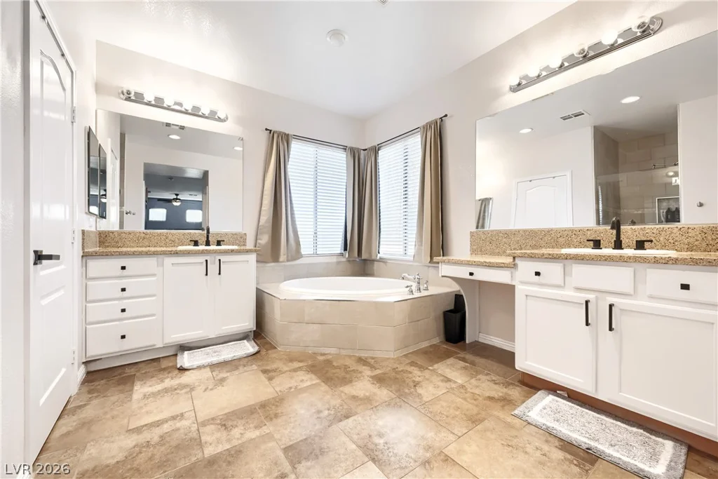 9037 Wolf Dancer, Las Vegas, NV 89143