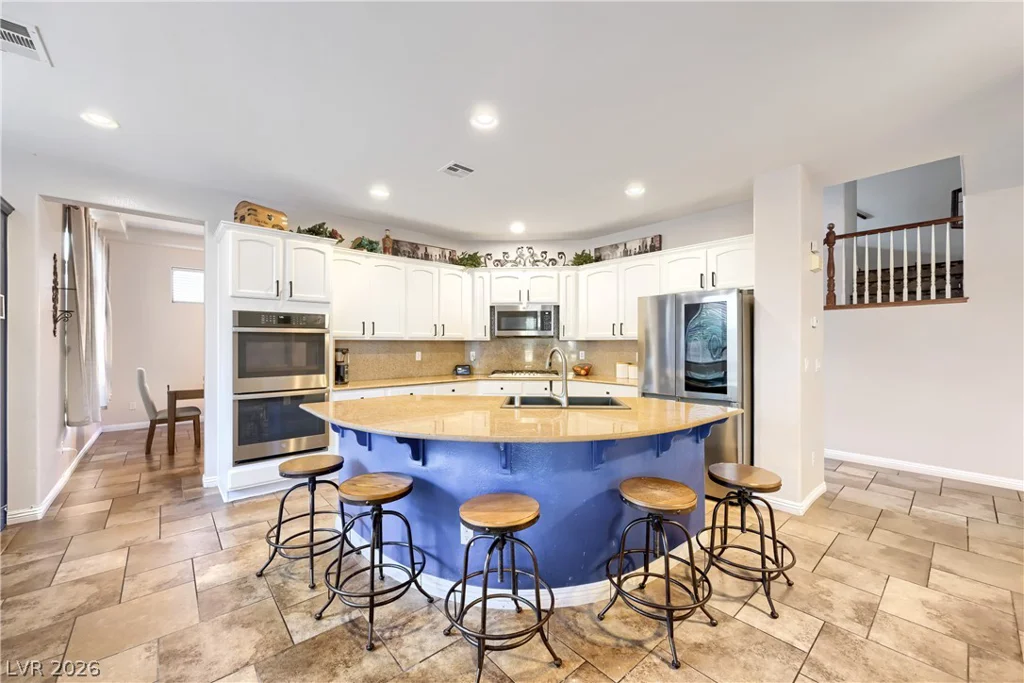 9037 Wolf Dancer, Las Vegas, NV 89143