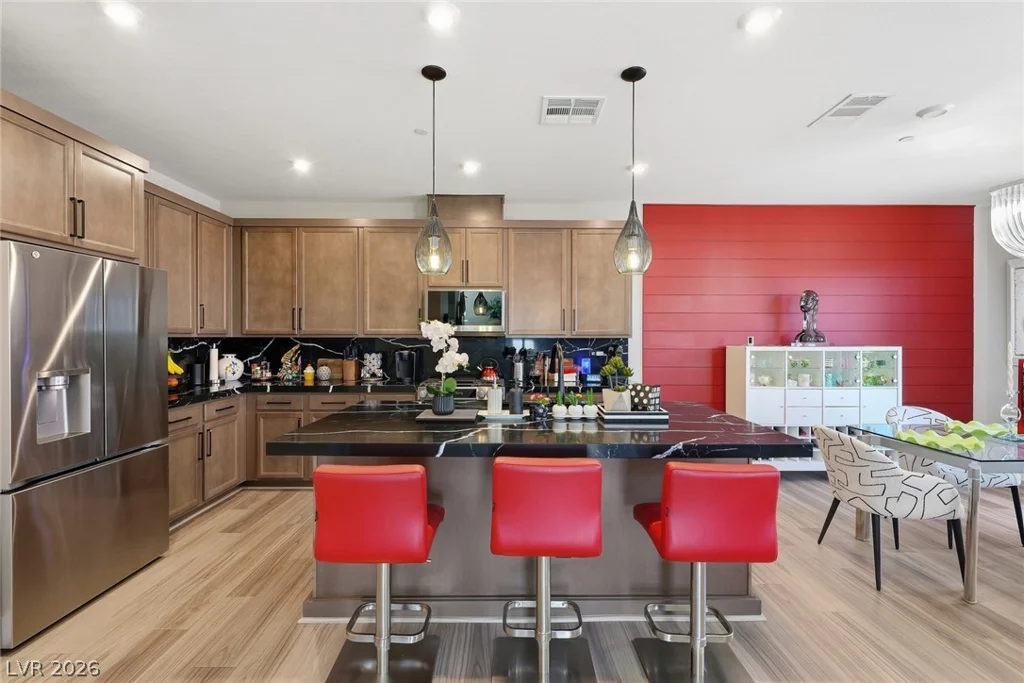9215 Litvin, Las Vegas, NV 89166