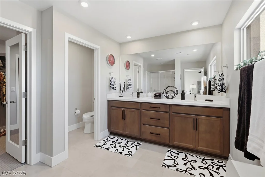 9215 Litvin, Las Vegas, NV 89166