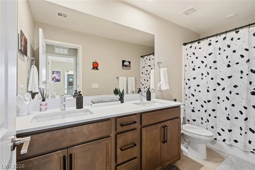9215 Litvin, Las Vegas, NV 89166