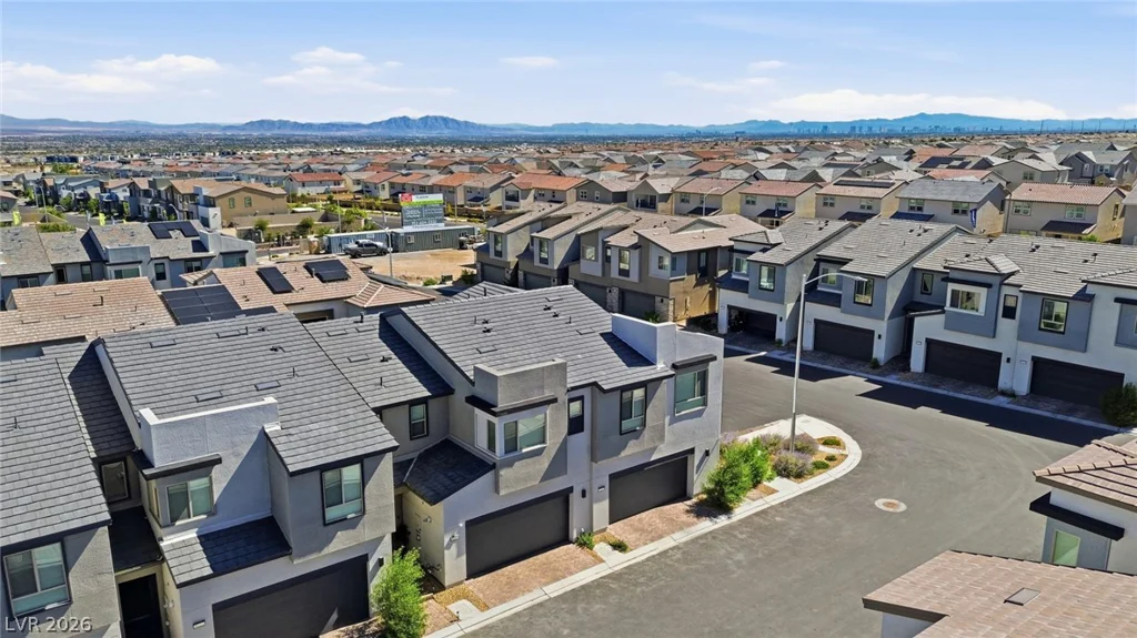 9215 Litvin, Las Vegas, NV 89166