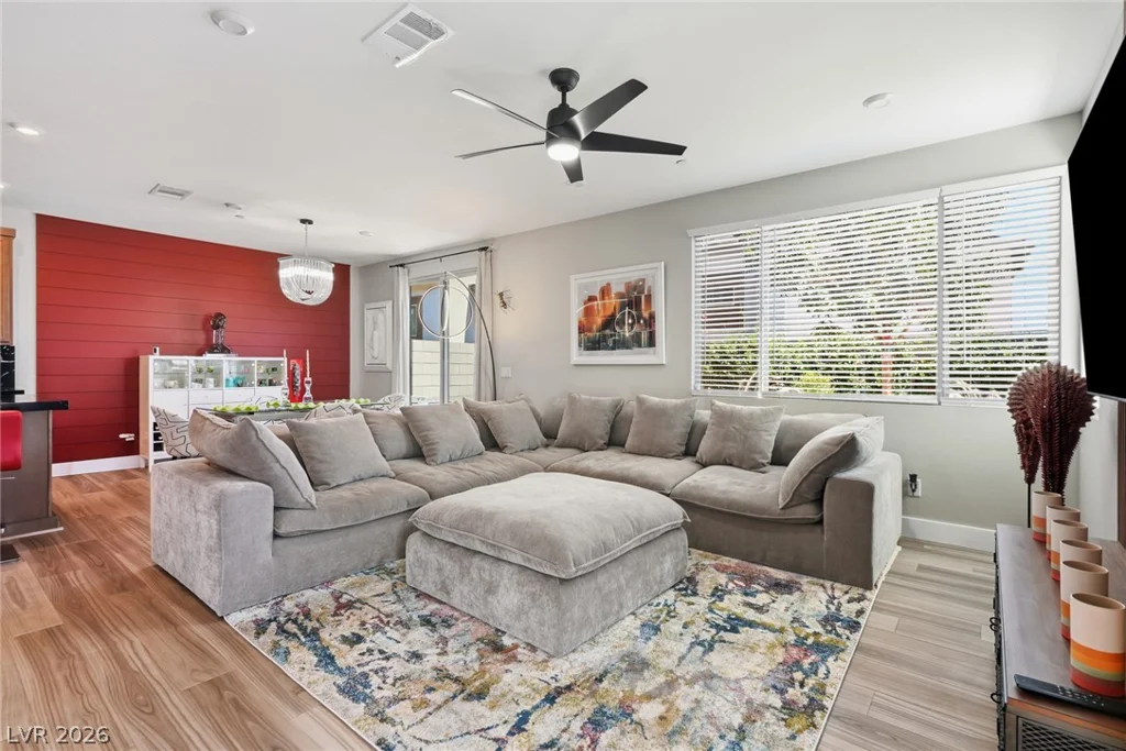 9215 Litvin, Las Vegas, NV 89166