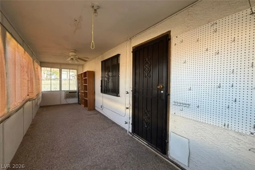 478 Searchlight, Las Vegas, NV 89110